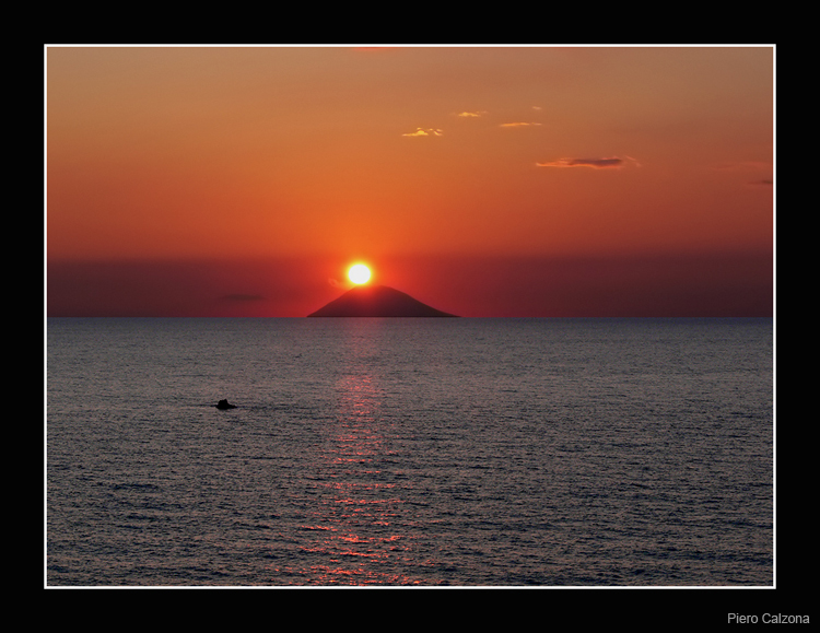 Tramonto sullo Stromboli