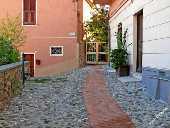 P1080385