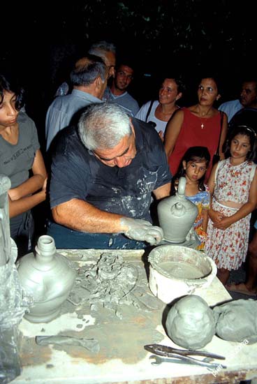 v138-9