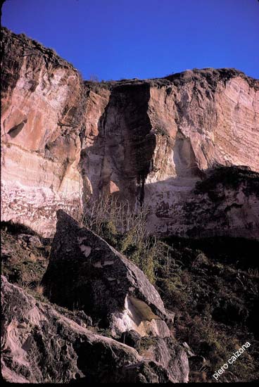 v4-15